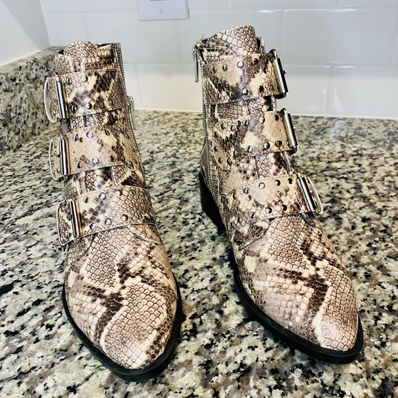 Steven New York Wms Harmon Snakeprint Ankle Boots Sz 5 - Picture 7 of 8
